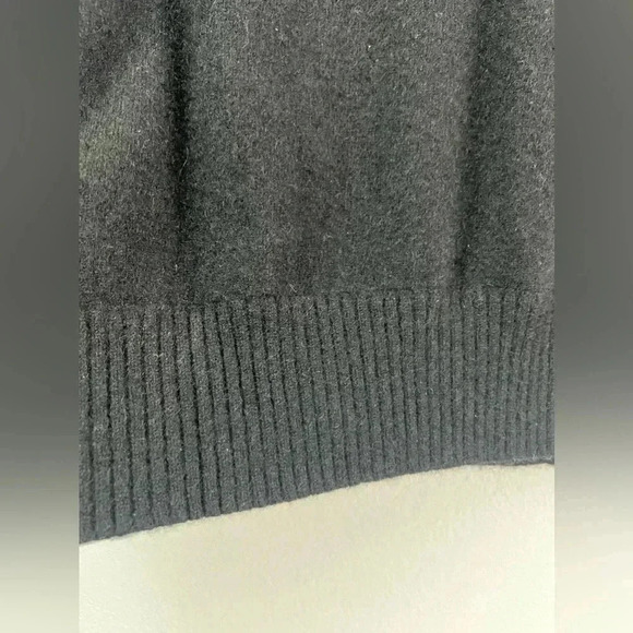 Isaac Mizrahi Live Cashmere Oversized Poncho Sweater‎  Size XS - Picture 8 of 13